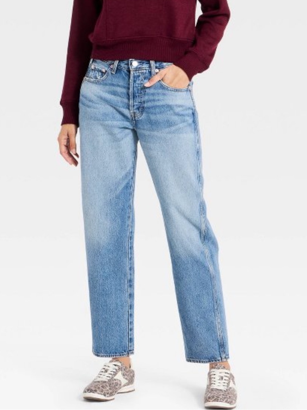Universal Thread’s Viral Boyfriend Jean